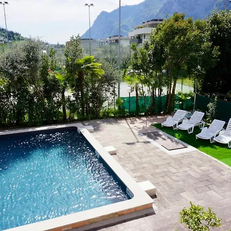 Hotel Diana 2*